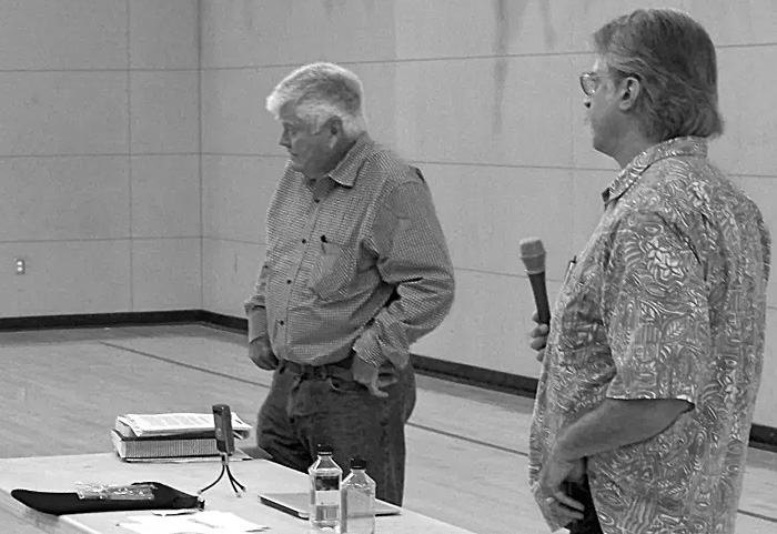 Berkowitz, presenting with retired Congressman Pete McCloskey (R-CA), architect of the 1973 Endangered Species Act, and co-founder of the first “Earth Day.”